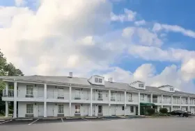 Photograph of Quality Inn, Bainbridge