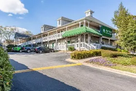 Photograph of HomeTowne Studios Atlanta NE - Norcross South, Norcross