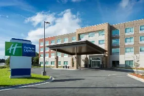 Photograph of Holiday Inn Express, Lake Park