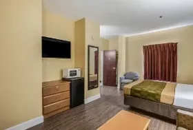 Photograph of Econo Lodge, Valdosta