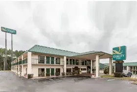 Photograph of Quality Inn, Tifton