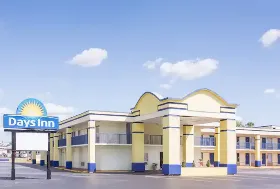 Photograph of Days Inn, Albany