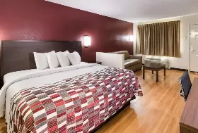 Photograph of Red Roof Inn & Suites, Commerce
