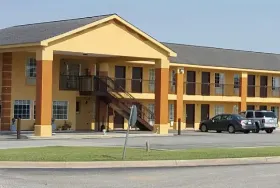 Photograph of Executive Inn in Pelham, Pelham