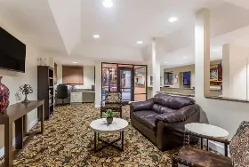 Photograph of Days Inn By Wyndham Tifton, Tifton