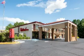 Photograph of Red Roof Inn, West Point