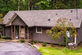 Photograph of Amicalola Falls State Park Lodge, Dawsonville
