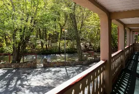 Photograph of Riverbend Motel & Cabins, Helen