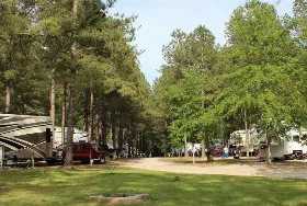Photograph of Beaver Run RV Park, Metter