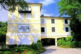 Photograph of St. Simons Inn by the Lighthouse, St. Simons Island