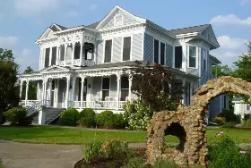 Photograph of Americus Garden Inn B&B, Americus