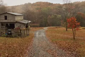 Photograph of 6 Ponds Farm, Morganton