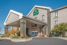 Photograph of La Quinta Inn & Suites, Moscow