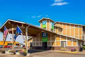 Photograph of SureStay Hotel, Twin Falls