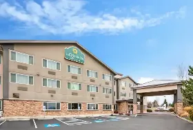 Photograph of La Quinta Inn & Suites, Meridian