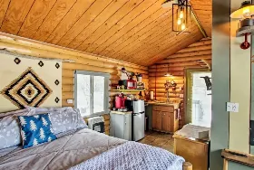 Photograph of Winchester Lake Lodge, Winchester