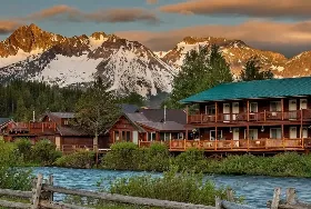 Photograph of Redfish Riverside Inn, Stanley