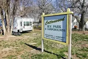 Photograph of Cottonwood RV Park, Mountain Home