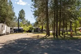 Photograph of Arrowhead RV Park, Cascade