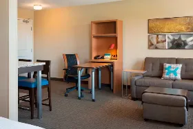 Photograph of TownePlace Suites, Naperville