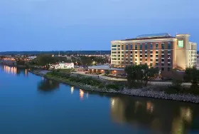 Photograph of Embassy Suites by Hilton, East Peoria