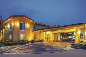 Photograph of La Quinta Inn, Moline