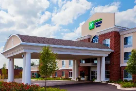 Photograph of Holiday Inn Express, Lake Zurich