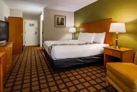 Photograph of Best Western Chicago Hillside, Hillside