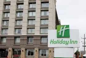 Photograph of Holiday Inn Chicago Oakbrook, Oakbrook Terrace