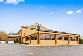 Photograph of Best Western Woodstock Inn, 