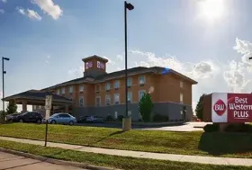 Photograph of Best Western Plus, Pontoon Beach