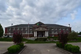 Photograph of Holiday Inn Express, Sparta