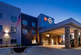 Photograph of Best Western Plus, Olney