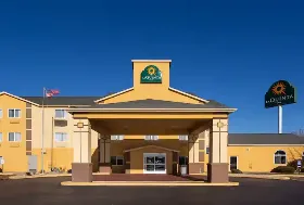 Photograph of La Quinta Inn, Peru
