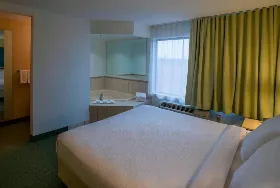 Photograph of SpringHill Suites, Bolingbrook