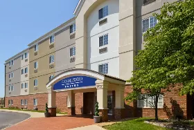 Photograph of Candlewood Suites, Normal