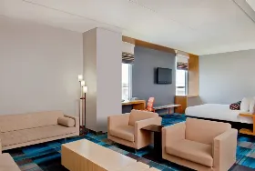 Photograph of Aloft, Bolingbrook