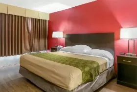 Photograph of Econo Lodge, Shorewood