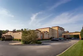 Photograph of Ramada by Wyndham, Glendale Heights