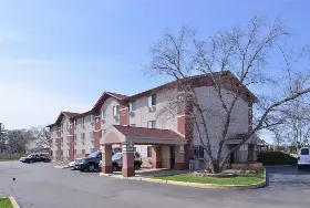 Photograph of Rodeway Inn, Waukegan