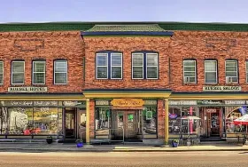 Photograph of Ruebel Hotel, Grafton