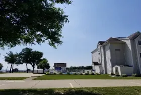 Photograph of Mariner's Village at Carlyle Lake, Carlyle