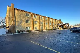 Photograph of AmericInn, Woodstock