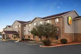 Photograph of Super 8, Fairview Heights