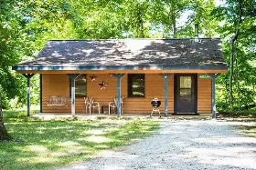 Photograph of Kishauwau's Starved Rock Area Cabins, Tonica