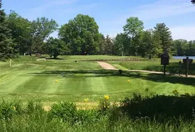 Photograph of Quail Creek Country Club And Resort, Robinson