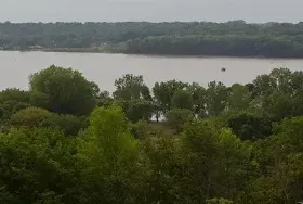 Photograph of Illiniwek Forest Preserve, Hampton