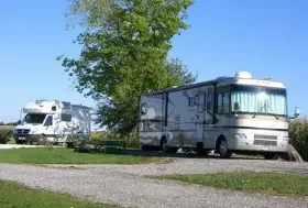 Photograph of D & W Lake Camping & RV Park, Champaign