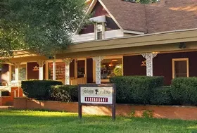 Photograph of Fairview Farms Restaurant, Peoria