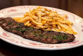 Photograph of Petterino's, Chicago